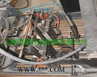自動(dòng)堆焊操作系統(tǒng) 接管內(nèi)壁耐蝕層自動(dòng)堆焊機(jī) 大型支撐輥堆焊設(shè)備 合金粉末等離子弧堆焊機(jī)