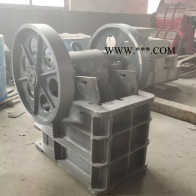 小型石頭破碎機(jī)廢舊磚瓦破碎機(jī)