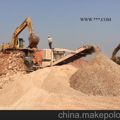 履帶移動(dòng)式新型高效重型錘式破碎機(jī)