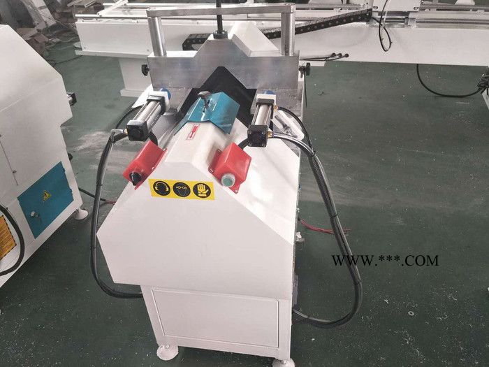 越德數(shù)控SBJBW-1800塑料門窗玻璃壓條切割鋸 門窗設(shè)備  塑鋼設(shè)備門窗設(shè)備加工
