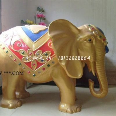 鑲嵌寶石的玻璃鋼大象，招財(cái)動物雕塑