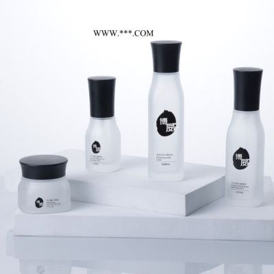 新款廠家現(xiàn)貨供應(yīng)120ml方形蒙砂瓶水乳瓶精華液瓶膏霜瓶 化妝品玻璃瓶