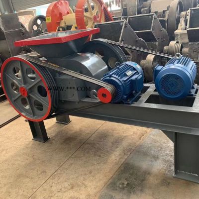 河南銘恩400*250 輥式破碎機(jī)粉煤灰、泥煤、煤炭對輥式破碎機(jī)光輥破碎機(jī)齒輥破碎機(jī)