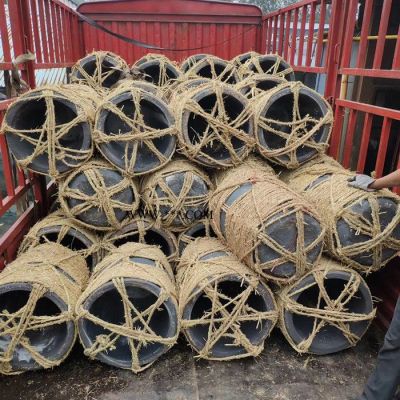 石墨坩堝廠家 全型號(hào)尺寸石墨坩堝 致密 高純石墨坩堝 碳化硅坩堝