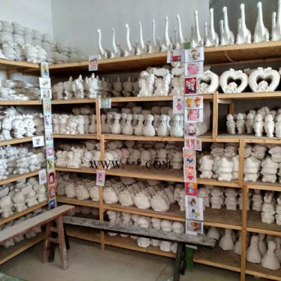 大量批發(fā)石膏白坯娃娃批發(fā)石膏白坯涂色娃娃批發(fā)石膏白坯像石膏白坯
