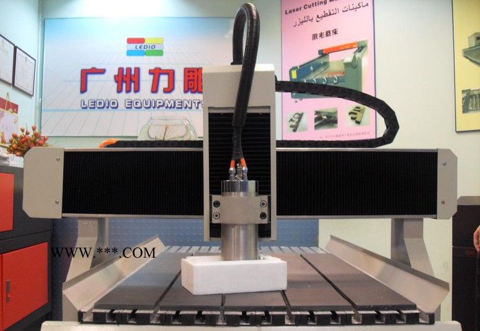 ,電腦雕刻機(jī)石膏模型雕刻機(jī)模具雕刻機(jī)