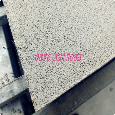 信陽珍珠巖廠生產(chǎn)建筑外墻屋面保溫用A級防火憎水珍珠巖保溫板
