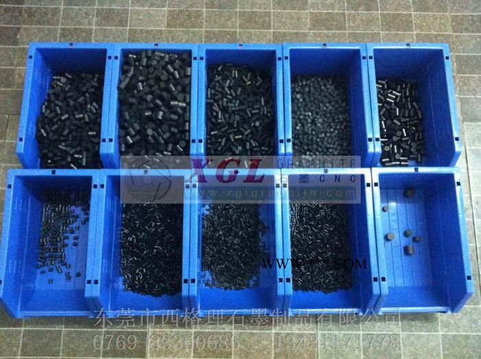 供應(yīng)西格理石墨顆粒 銅套專用潤滑石墨柱 潤滑石墨顆粒 石墨銅套用石墨潤滑柱
