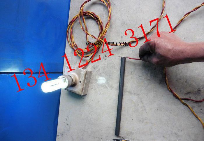 4mm*20mm石墨小棒 潤(rùn)滑石墨顆粒 石墨柱 石墨電極石磨