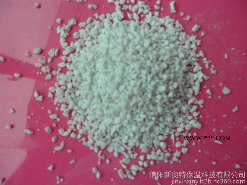 無機(jī)保溫?；⒅?閉孔珍珠巖
