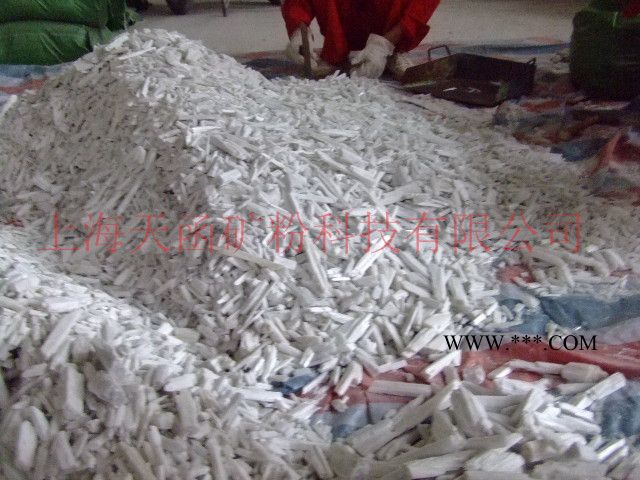 供應(yīng)上海天函6硅灰石母粒 硅灰石 增強(qiáng)母粒 針