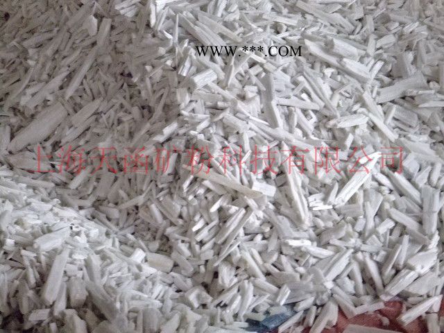 供應(yīng)上海天函江西針狀硅灰石硅灰石優(yōu)良硅灰石粉