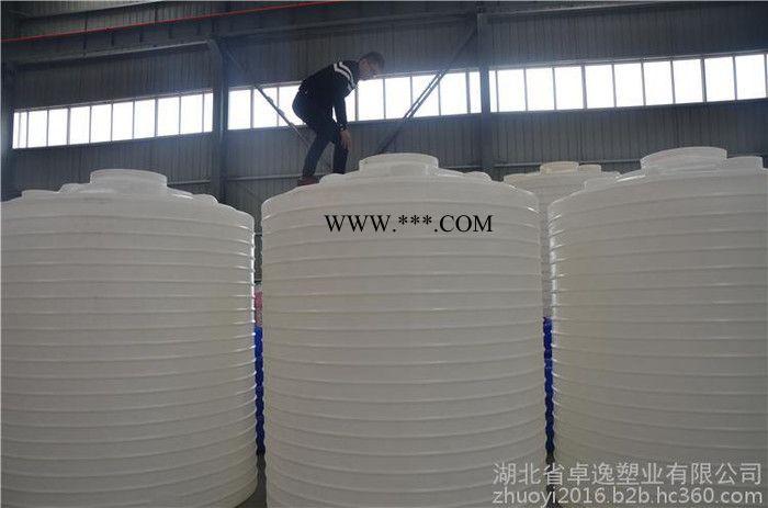 供應(yīng)四川雅安市石棉縣30噸30立方耐腐蝕湖北卓逸 水塔廠家供應(yīng)塑料水塔