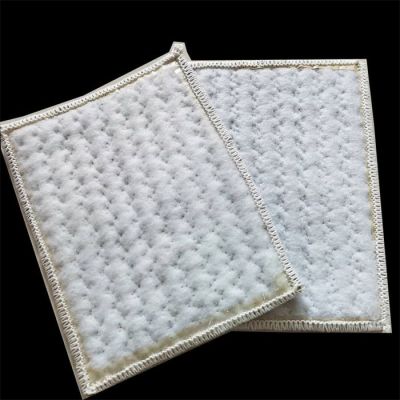 垃圾填埋廠膨潤土防水毯 廠家生產(chǎn) 量大優(yōu)惠 污水池復(fù)合防水毯 人工湖防水毯