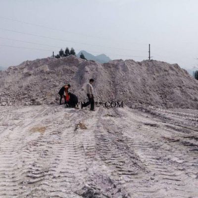 廠家供應水平定向穿越泥漿膨潤土 鉆井膨潤土、灌漿料