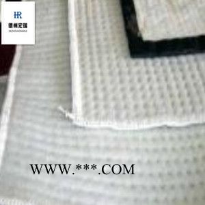 鈉基膨潤(rùn)土防水毯廢棄物填埋場(chǎng)、垃圾填埋場(chǎng)、地下車庫(kù)、景觀湖等工程專用防水毯