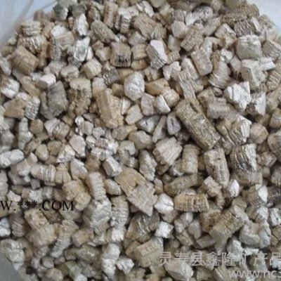 供應(yīng)鑫隆礦產(chǎn)40-80目彩砂-蛭石-廠家 --重鈣粉