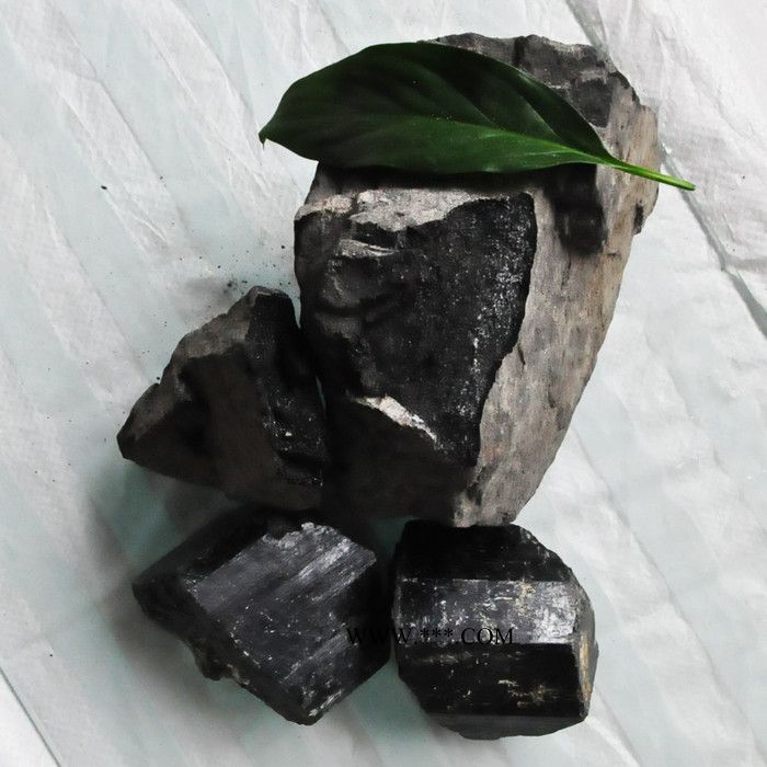 參川礦產(chǎn)品 廠家長期生產(chǎn)纖維電氣石塊 晶體電氣石量大優(yōu)惠  價格咨詢歡迎來電