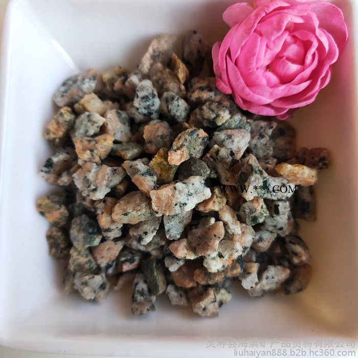 供應(yīng)麥飯石球 麥飯石顆粒  園藝用麥飯石