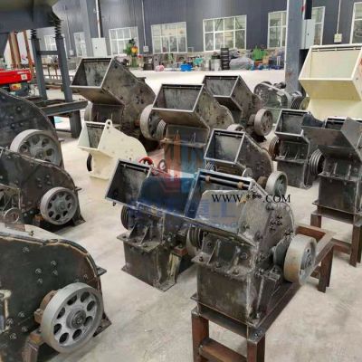 中小型破碎機 礦山用移動花崗石破碎機 現(xiàn)貨供應(yīng)