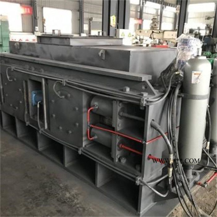 廠家碳化硅破碎機(jī) 剛玉陶瓷對(duì)輥機(jī) 剛玉破碎機(jī)