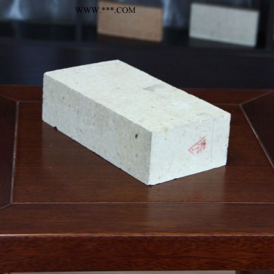 科瑞供應(yīng)沖天爐用耐火磚 批發(fā)爐拱耐火磚 電熔白剛玉耐火磚 量大從優(yōu) 石灰窯砌筑用耐火磚 耐火磚爐墊底  耐火材料耐火磚