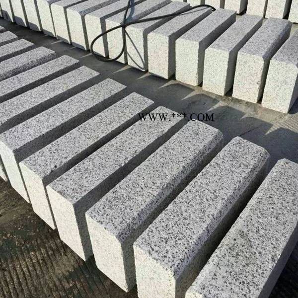 湖北幻彩紅供應(yīng)重慶芝麻灰路牙廠家，重慶花崗石路沿礦山直銷 芝麻灰蘑菇石