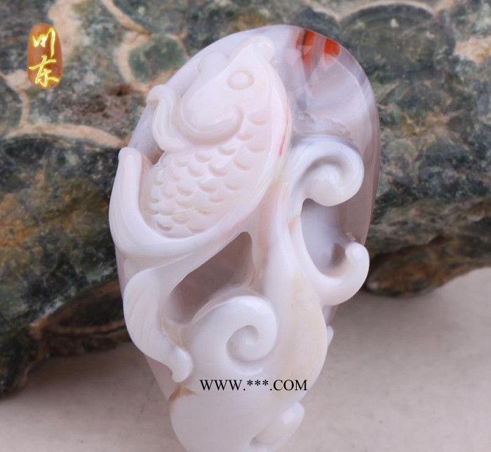 天然半寶石 南紅瑪瑙精美手工雕刻拋光掛件 直銷(xiāo)