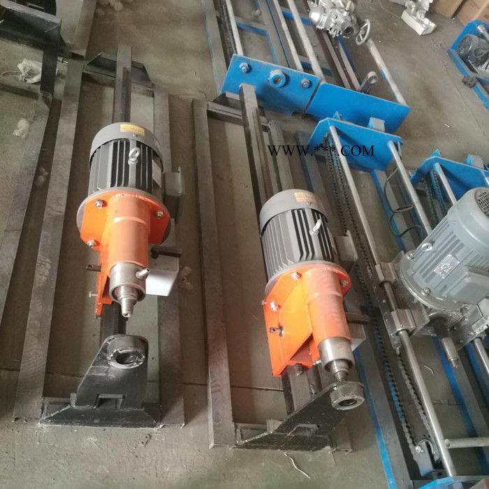 鄭州市8公分金剛石打石頭穿越頂管機(jī)鋪管機(jī)