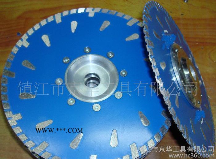 熱壓帶法蘭金剛石230規(guī)格鋸片