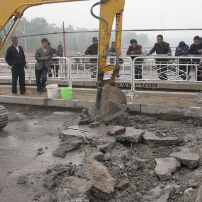 湖北迪戈廠家供應(yīng)金剛石石英開采設(shè)備 替代爆破設(shè)備