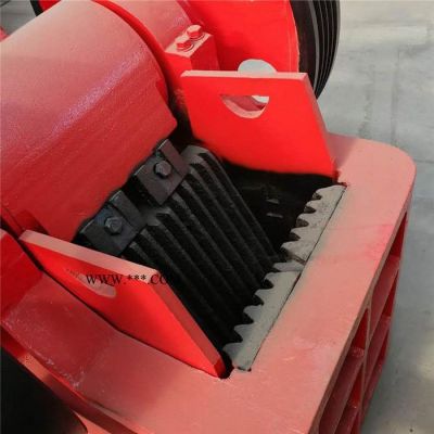 富德石料破碎機(jī)常用石料顎式破碎機(jī)建筑小型礦山石料破碎機(jī)玄武巖顎式破碎機(jī)顎式鋼渣破碎機(jī)