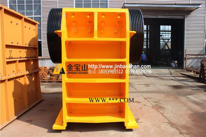 顎式破碎機(jī)-反擊式破碎機(jī)-圓錐式破碎機(jī)-錘式破碎機(jī)