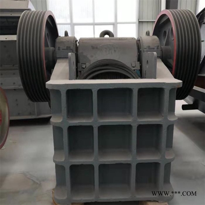 廠家批發(fā)顎式破碎機(jī) 小型鄂破設(shè)備 礦山設(shè)備粉碎機(jī)