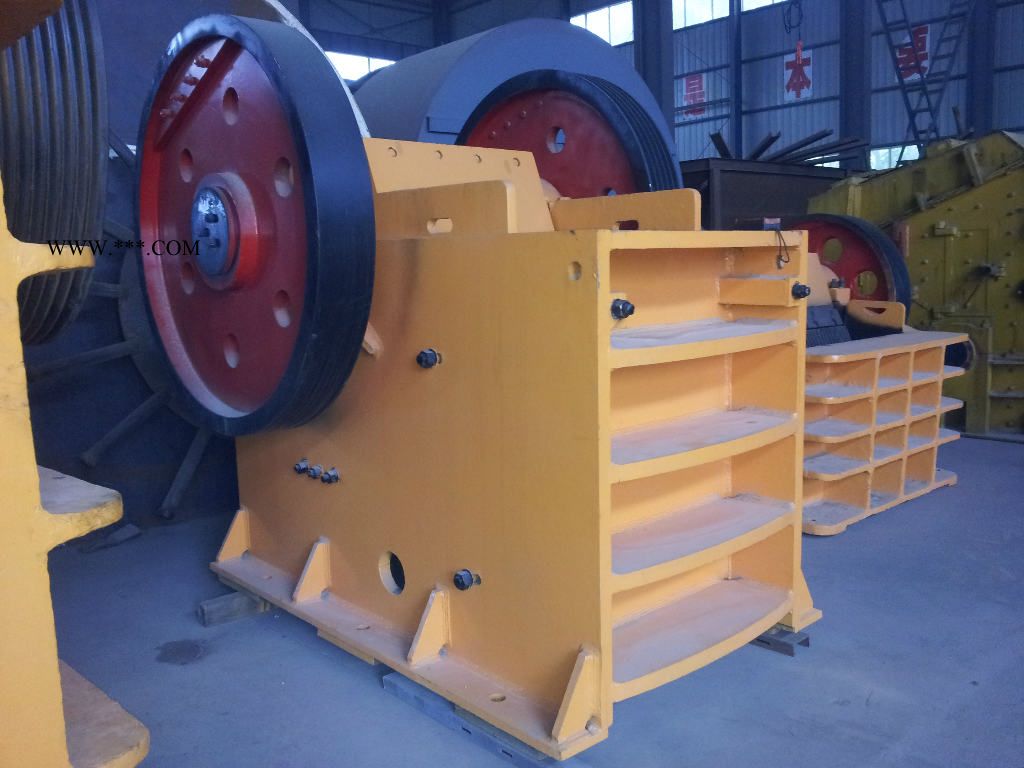 供應(yīng)達嘉顎式破碎機顎式破碎機