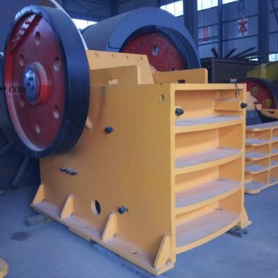 供應(yīng)達(dá)嘉顎式破碎機(jī)顎式破碎機(jī)