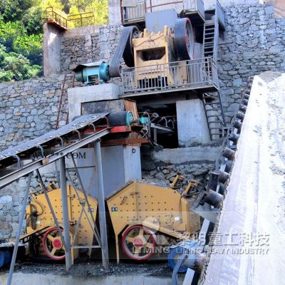 云南小型顎式破碎機(jī) 黎明重工69機(jī)價(jià)格 69破碎機(jī)一小時(shí)產(chǎn)量 歐版細(xì)鄂破型號(hào)