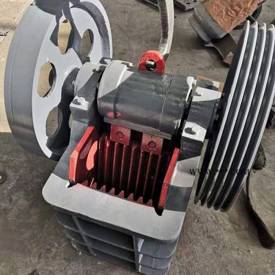 邦隆現(xiàn)貨PE200x300小型顎式破碎機(jī) 碎石小鄂破