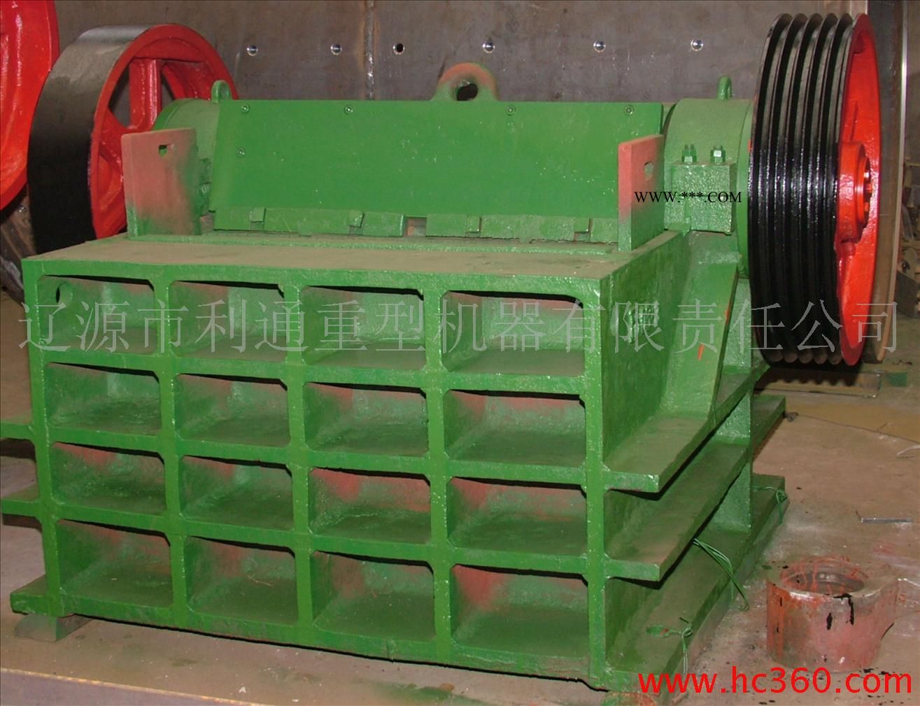 供應(yīng)顎式破碎機(jī)PEX250×1000