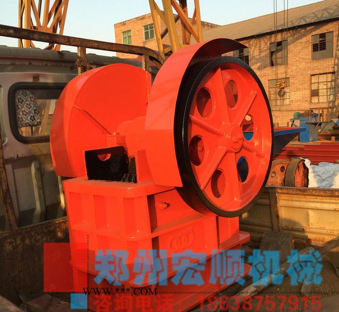 新型小型鄂破 粗細(xì)鄂式破碎機(jī) 高效節(jié)能顎式破碎機(jī)