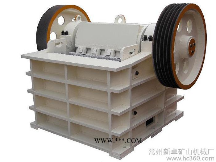 供應(yīng)新卓XZ-1顎式破碎機9