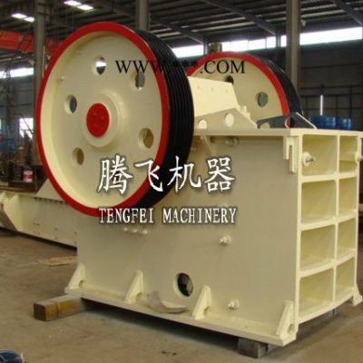 供應(yīng)河南騰飛顎式破碎機