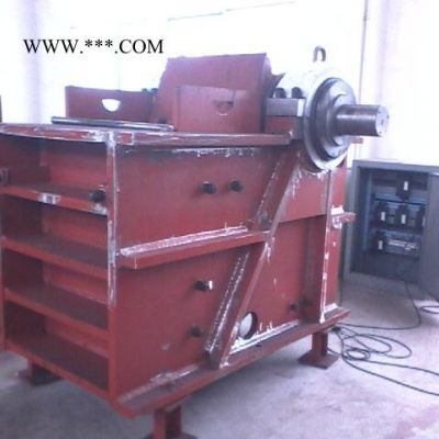 PE750×1060顎式破碎機(jī)