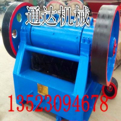 鑄鋼機(jī)殼顎破機(jī) 廠家生產(chǎn)大中小型顎式破碎機(jī) 石灰石顎式破碎機(jī)