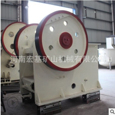 礦山用花崗巖鵝卵石顎式破碎機(jī)型號(hào)鐵礦石建筑物石頭砂石骨料鄂破