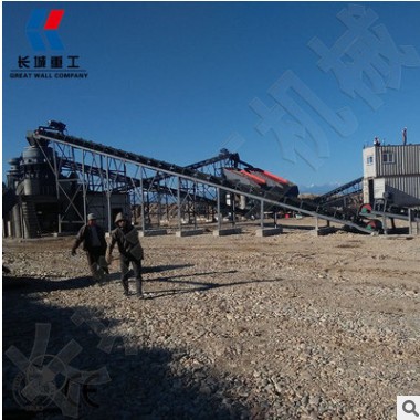 砂石料加工設(shè)備可移動(dòng)式破碎機(jī) 礦山圓錐型碎石機(jī)石頭破碎機(jī)