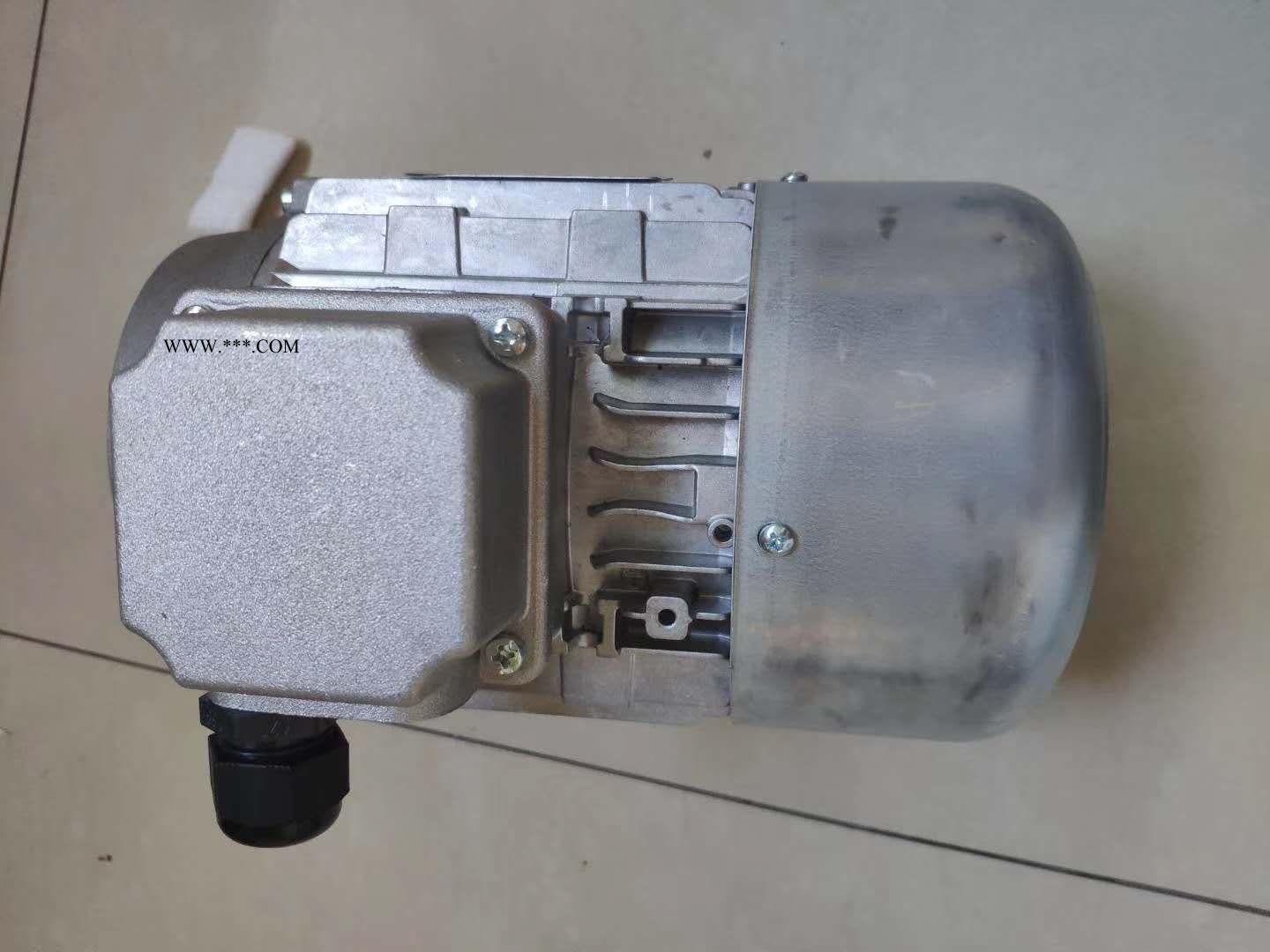 HS Cooler  KK12-BCV-821C L420 熱交換器